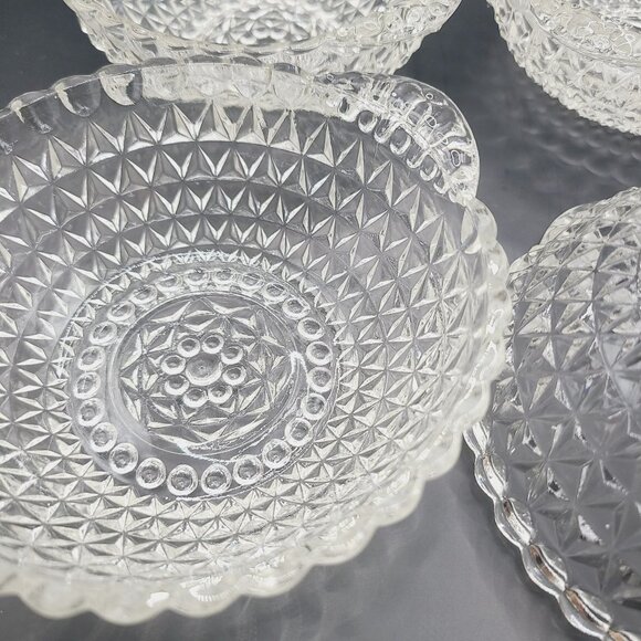 Vintage Clear Glass Dessert Bowls Cut Diamond Hobnail Pattern Set Of 4 - Picture 5 of 7